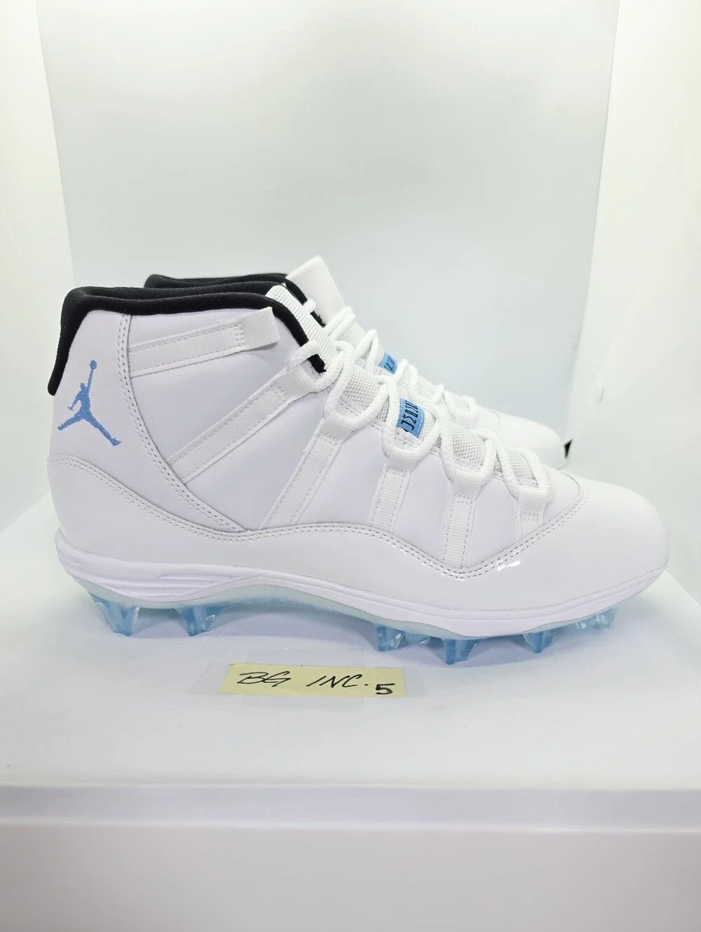 Nike Air Jordan 11 Retro Mid TD Football Cleat White Blue HM7324-104 Men sz 10.5